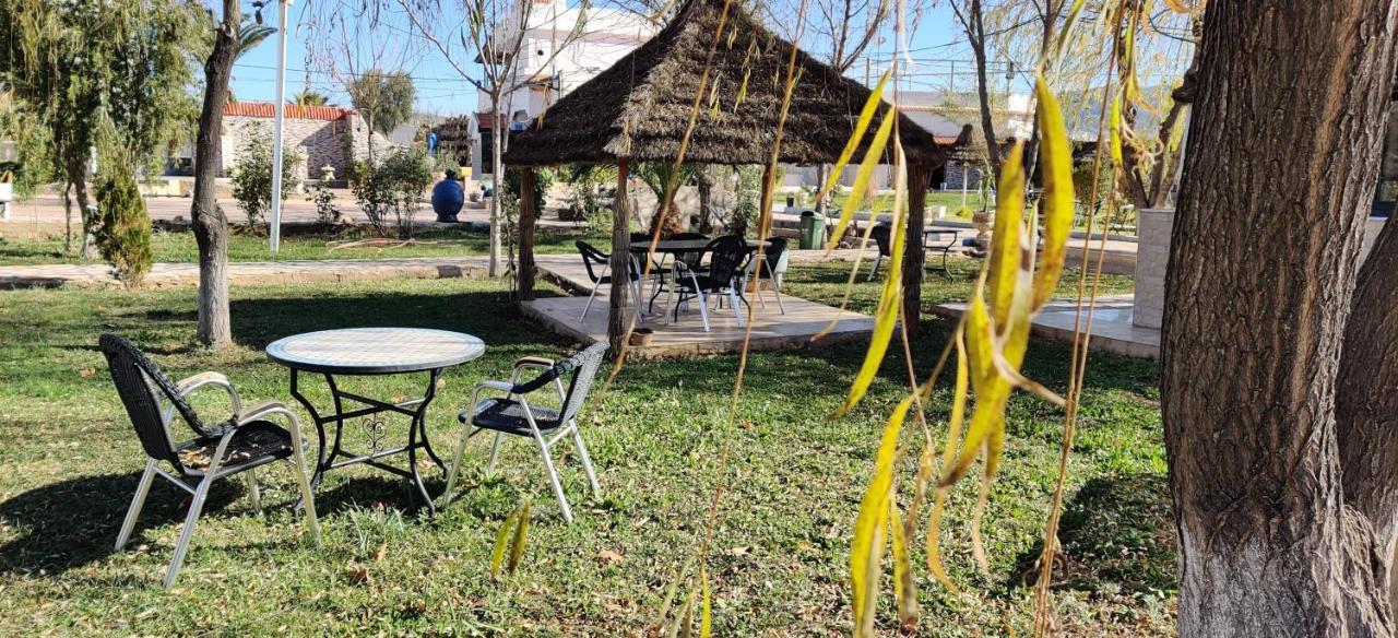 Le Vallon Vert - Club Equestre Azrou Eksteriør bilde